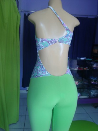 Blusa Estampada Verde ( Costas )